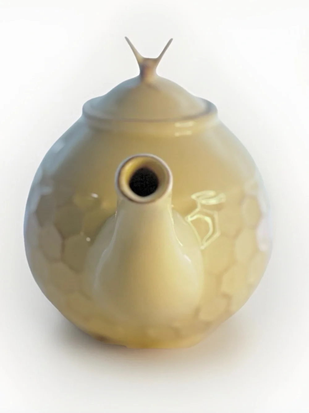 Demdaco Silvestri Hand Painted Teapot Honey Bee Bumblebee Rustic Honeycomb w Lid